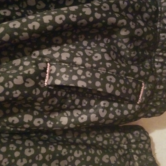 Just One You Jacket - Picture 3 of 6